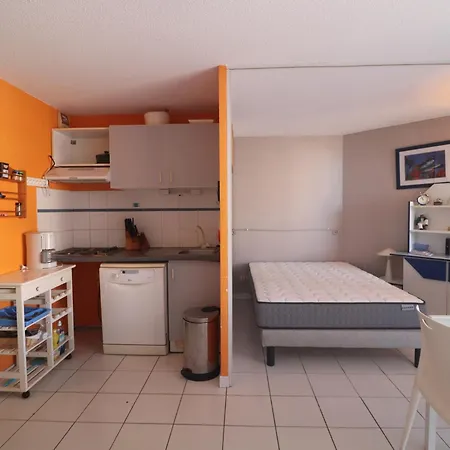 Climatise 4/6 Personnes Avec Parking A - Fr-1-472a-178 * Сет
